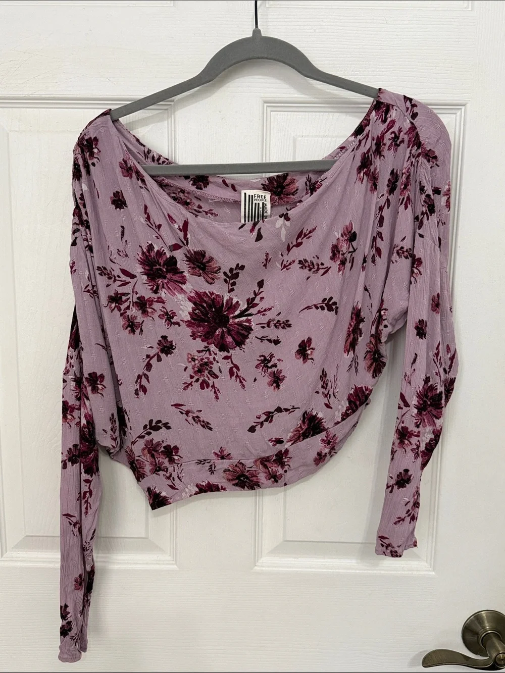Free People women’s Lavender Floral Long Sleeve off the shoulder cropped blouse